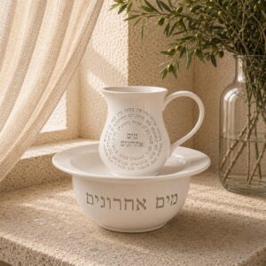 מים אחרונים דגם ברכות | לבן