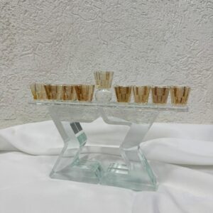 חנוכיה דגם מגן דוד - זהב