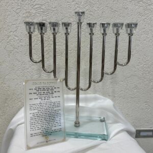 חנוכיה דגם אמה - כסף