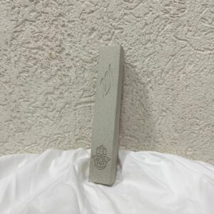 בית מזוזה מבטון חמסה - אפור
